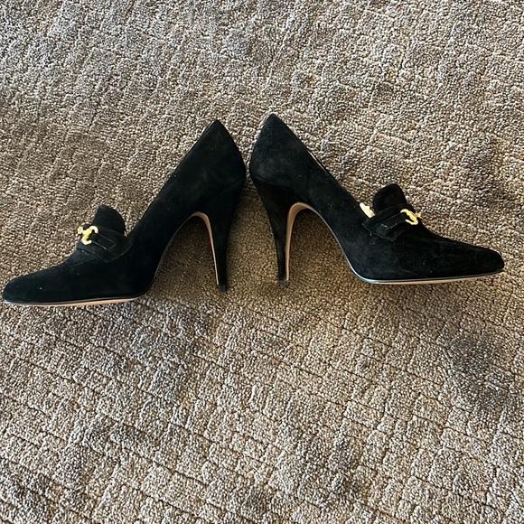 Vintage Colin Stuart black suede gold accent buckle loafer style heels pumps 7.5 - Picture 3 of 16